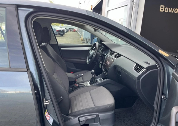 Skoda Octavia cena 69900 przebieg: 97878, rok produkcji 2019 z Łobżenica małe 352
